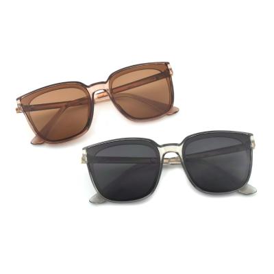 China High Quality Hot Selling Shades Sunglasses Latest Models New Arrivals 2021 Retro Fashion DOISYER Sunglasses For Women Fashion Sun Glasses PC Uv400 for sale