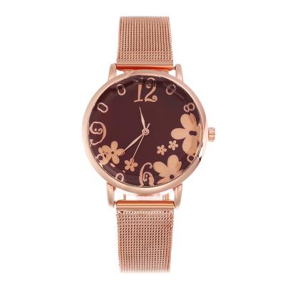 China 2021 Fashion Date Mesh Strap Digital Pattern Automatic Mirror Dial Ladies Quartz Glass Watch for sale