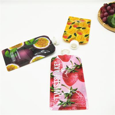 China Custom Shaped Water Baby Food Spout Liquid Pouch Moisture Proof Juice Bag for sale