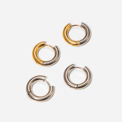 China Fashion CLASSIC Gold Statistical Silver Contrast Color Circle Earrings For Women Hollow Round Circle Chunky Earring for sale