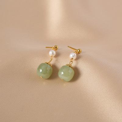 China Vintage Green Hetian Jade Natural Stone Long Drop Earrings For Women Freshwater Pearl Hanging Earring for sale