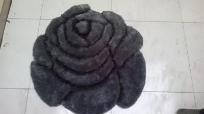 China 3D Rose Design Polyester Silk 2400G/SQM Shaggy Carpet Rug for sale