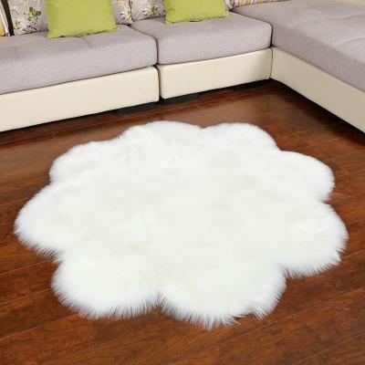 China Faux Shaggy Carpet Shaped wintersweet immitation Wool Rug no sheeding soft suede backing anti-slip Shape flower carpet for sale