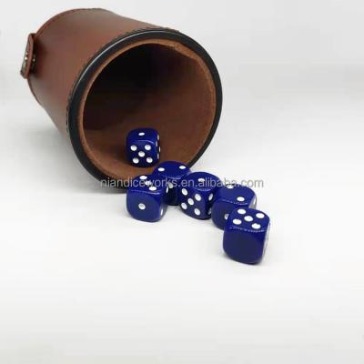 China Custom leather board games dice cup for games, large quantity and cheap dice cup with brown velvet, dice accessories. for sale