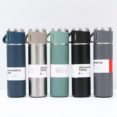 China PORTABLE Stainless Steel Vacuum Flask Set 500ml Double Wall Thermos Set Vacuum Flask Gift Set With Double Lids for sale