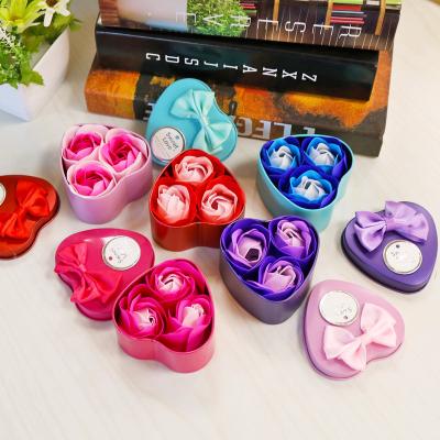 China Wedding /Home Decoration Valentine Gift Soap Flower Gift Box Heart Shaped Wrapping Flower Eternal Gift For Mother's Day for sale