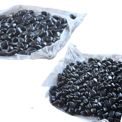 China Traditional high quality wholesale river pebble stones for landscaping for sale