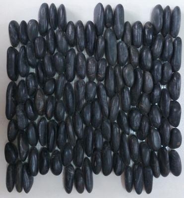 China Traditional Vertical Stacked Pebble Tile Black Pebble Mosaic Pebble Stone for sale