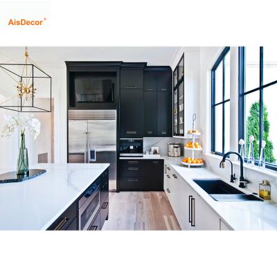 China Modern Home Black And White Solid Wood Color Kitchen Cupboards Shaker Style Cabinets With Limestone Countertops for sale