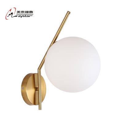 China Art Glass Ball Wall Light Simple Simple Modern for sale