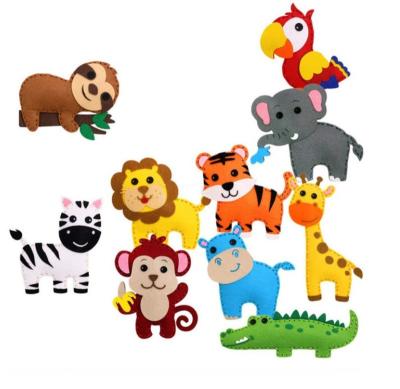 China Cheap custom nordic macrambe STUFFED mobile arm supply stuffed forest animal handmade soft baby mobile with animal garlands for sale