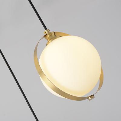 China Modern Modern Decor LED Restaurant Globe Shape Lampen Nordic Ceiling Chandelier Glass Ball Style Led Pendant Lights zu verkaufen