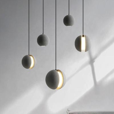 China Creative Modern Moon Planet Small Pendant Lamp Chandelier Industrial Led Pendant Light en venta