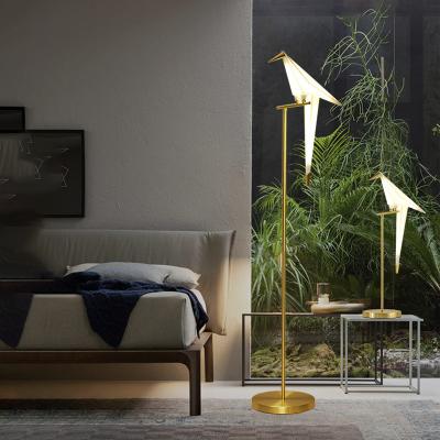 China Modern Gold Acrylic Led Floor Lamps Floor Lamps Modern Funky Bird Floor Lamps Indoor Decorative Indoor Floor Standing Light for sale