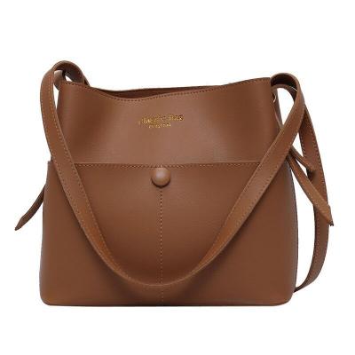 China Fashionable Cross - Body Bag Ladies Vintage Style Fashionable Women Leather Sling Bags for sale