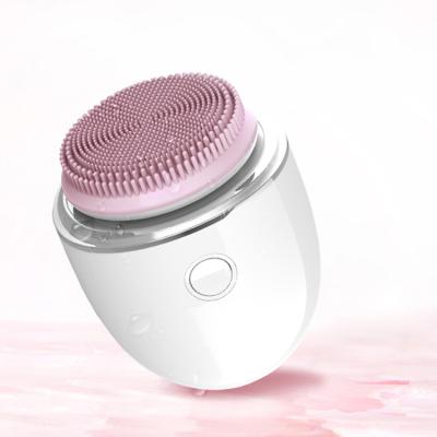 China DEEP CLEANING Waterproof Rechargeable Vibrating Silicone Face Wash Sweep Cleansing Brush Small Electric Facial Remover Face for sale