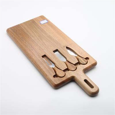 China Rectangle Sustainable Acacia Wood Dinnerware Set With Cheese Cutting Board Chopper With Knife for sale