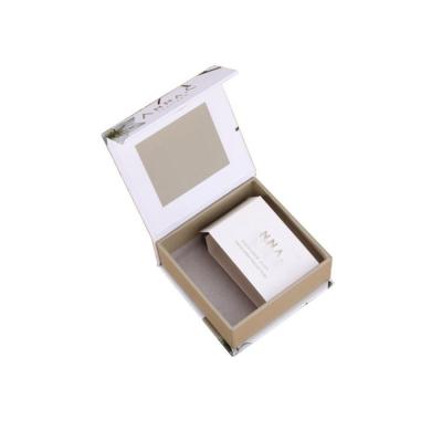 China Hard Folding Handmade Custom Cardboard Paper Single Magnetic Christmas Gift Holographic Packaging Box for sale