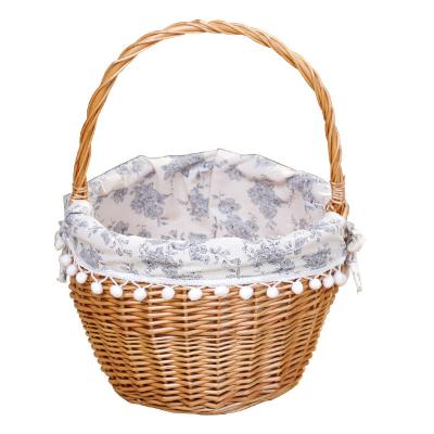 China Sustainable Handmade Woven Bamboo Food Storage Weaving Round Flat Wicker Decorative Fruit Rattan Basket for sale