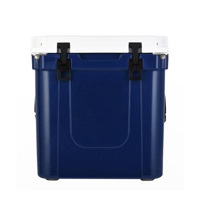 China Waterproof Custom Rotomolded Cooler Box 33QT Beer Cooler For Vacation for sale