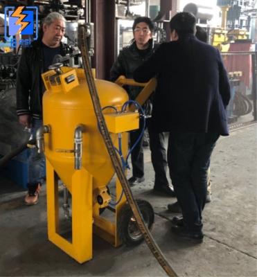 China 2019 outdoor high quality dust protected sand blasters/sand glass blasting device for sale