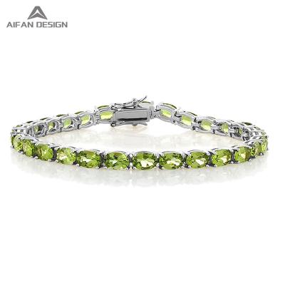 China FASHIONABLE 925 Sterling Silver Peridot Gem Birthstone Women's Bracelet Party Jewelry for sale