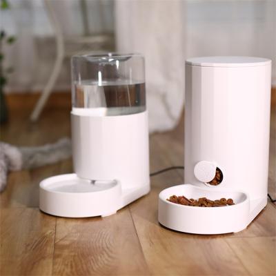 China Automatic Plastic Automatic Pet Rolls 2L Capacity White Color Pet Feeder Feeder Pet Feeder Cat Water Drinker for sale