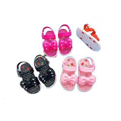 China Deodorization the latest cute sandals wholesale design for kids 2023 slides sandals for children kids shoes girls sandals for sale