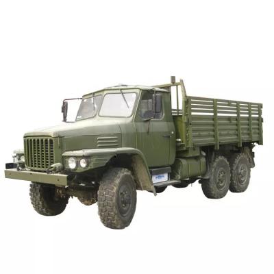 China 6x6 Off Road Militair voertuig 5MT Wheel Drive Tractor Truck Cummins Engine 155hp Te koop