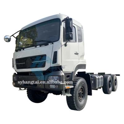 China SKD 6 Wheel Drive Truck 330hp Diesel Power 6x6 Off Road Truck 25Ton Chassis Te koop