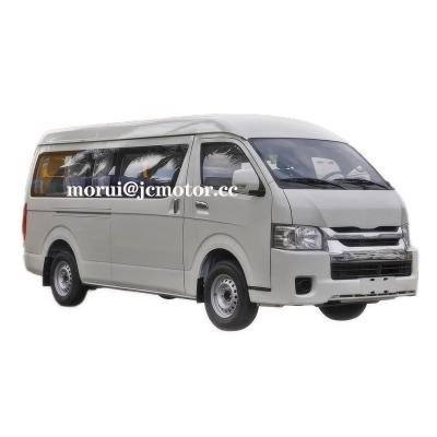 China Customized 4.9m HIACE Model 15 Seats Taxi Minibus Urban Passenger Transport Gasoline Engine Coach zu verkaufen