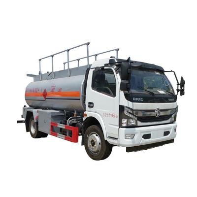 Cina 170 interasse 3800mm di CBM del camion 8,5 del trasporto dell'olio del motore diesel di HP in vendita