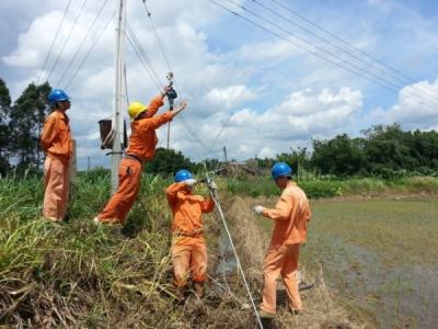 中国 亜鉛上塗を施してある鋼線ケーブルの繊維3 8インチASTM 475 EHSのクラス コーティング 販売のため