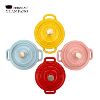 China Sustainable Enameled Cast Color Mini Casserole In Stock Enamel Cookware for sale