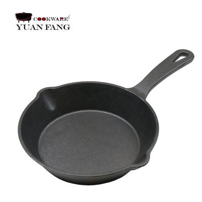 China Wholesale 16cm Mini Viable Factory Cast Iron Skillet Pre-Seasoned Casserole for sale