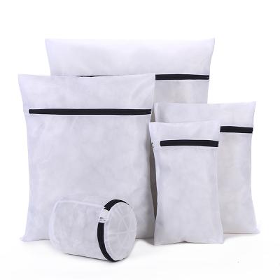 Cina 5pcs/set Large Eco-friendly Home Fabric Mesh Washing Laundry Bags Polyester Lingerie Eco-Friendly Netting in vendita