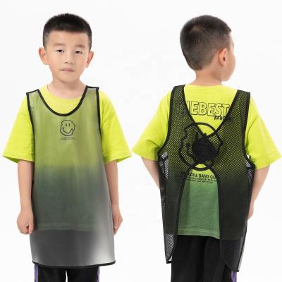 China Custom Kids PU Oil Proof Apron Restaurant Work Rubber Leather Barbecue Waterproof Logo SANITARY Materials Kid For Painting Bib for sale