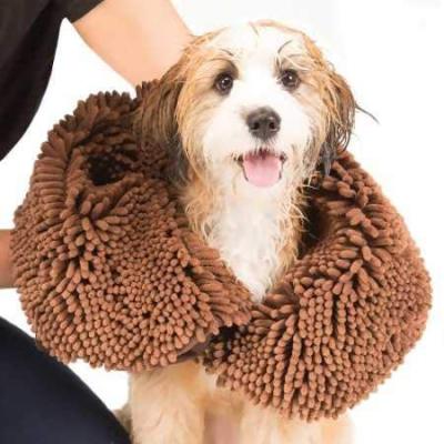 China Viable The Original Dirty Dog Shammy Ultra Absorbent Microfiber Quick Drying Towel For Wet Dog Handling And Handle Machine Washable for sale