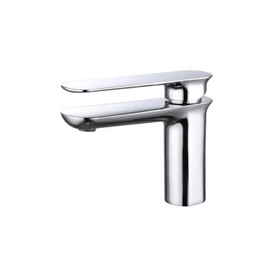 China Hot/Cold Mixer Bathroom Cold And Hot Water Chrome Basin Mixer Deck Mounted Water Tap Sink Faucet for sale