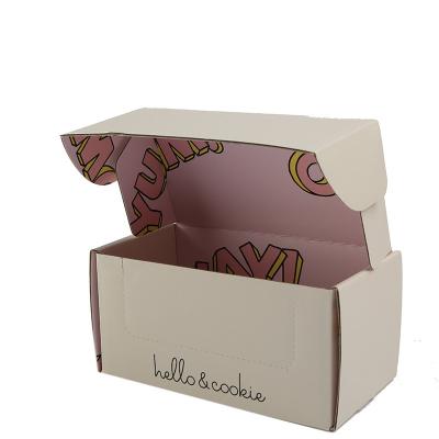 中国 Amazon Branded Customized Logo Paper Folding Mailer Packaging Boxes For Clothing Shoes Underwear 販売のため