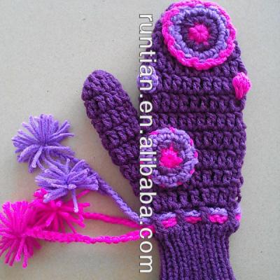 China Acrylic picture yarn double hand crochet girl's mitten with dots and pom poms for sale