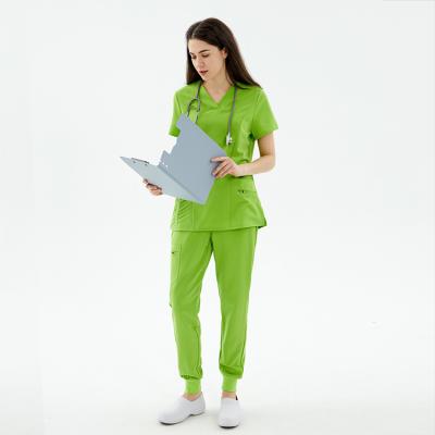 Cina Home Hospitality Hospitality Uniform Button Anti-wrinkle Front Up Shirt Uniform Logo Short Sleeve Hospital Uniforms in vendita