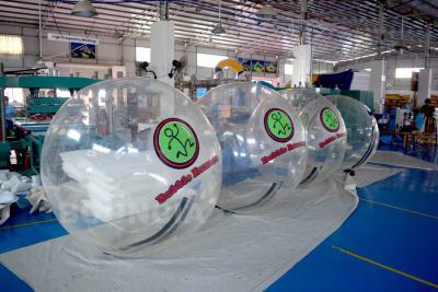 Chine promenade gonflable transparente de diamètre de 2m sur la boule de l'eau pour la piscine à vendre