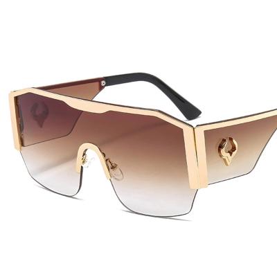 China Fashion Dropshipping Sunglasses 17916 Large Frame Metal Sunglasses Cow Totem UV400 One Piece Rising Sports Sunglasses for sale