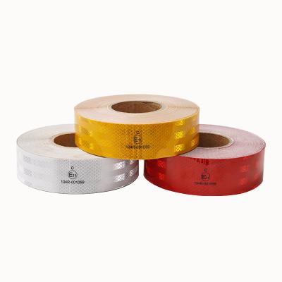 China PET Prismatic ECE 104R Reflective Tape Reflective Sticker For Vehicle Truck for sale