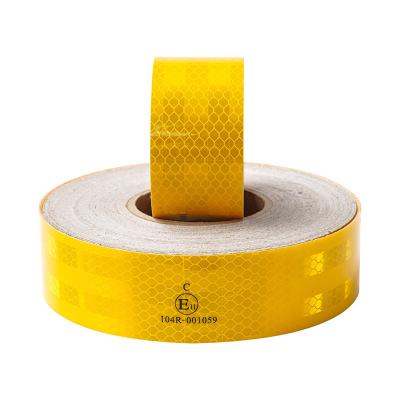 China Acrylic  ECE 104 White Red Yellow Vehicle Prismatic Reflective Tape For Truck Safety Warning for sale