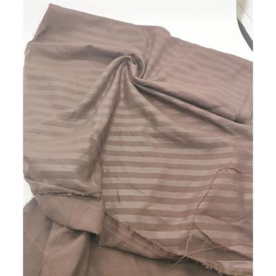 China Shrink-Resistant Top Quality Textile Wholesale Polyester 100% Polyester Woven Twill Women/Men Stripes Fabric for sale