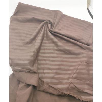 China Shrink-Resistant Shrink-Resistant/Quick-Dry Woven Twill 230-250Cm 104% Polyester Top Quality Textile Wholesale Polyester Bedding/Pillows for sale