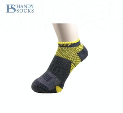 China Breathable Breathable Custom Knit Happy Stock Customized Design Mens Knitting Socks for sale