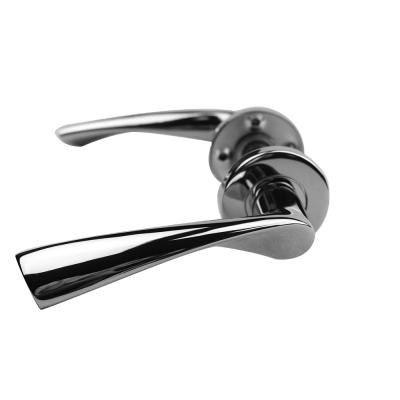 China Modern Solid 304 Casting Stainless Steel Home Door Handle For Wooden Door Handle for sale